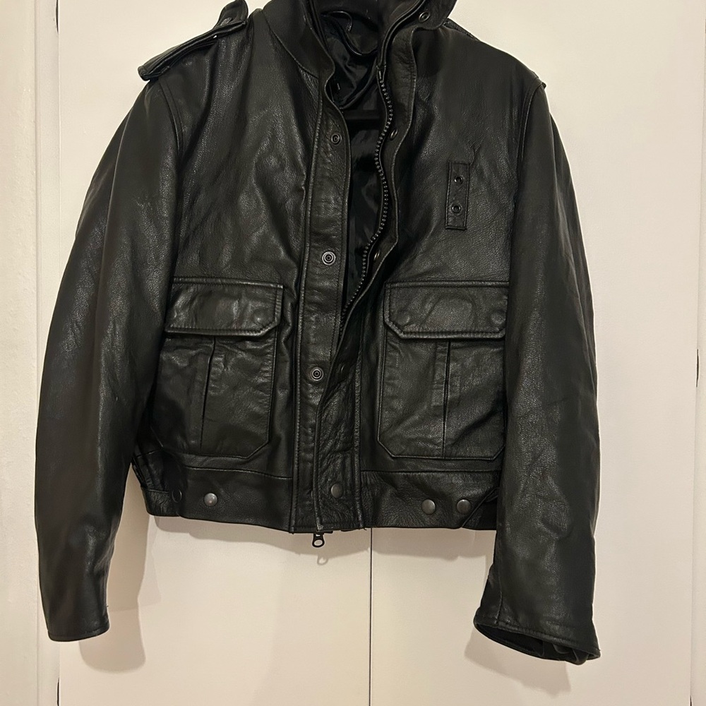Vintage Leather Bomber Jacket Women’s (small)